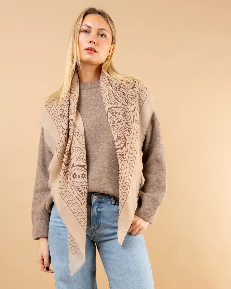 Pull col rond laine