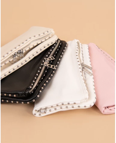 Pochette clous