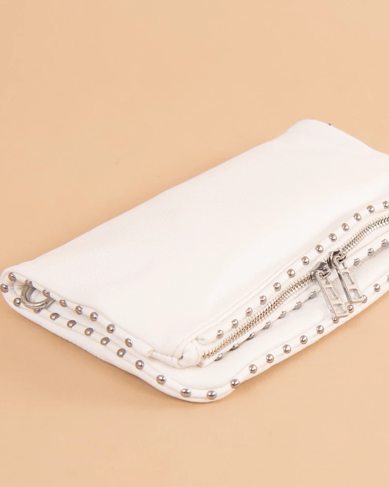 Pochette clous