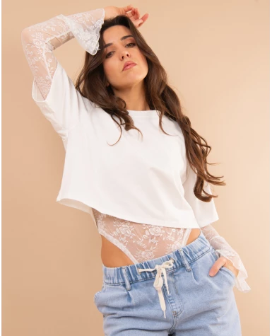 T- Shirt + body dentelle