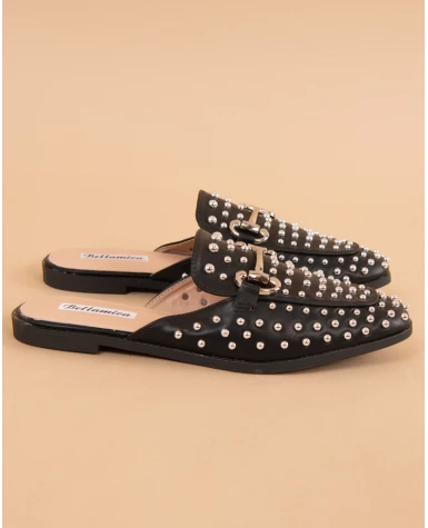 Mules clous