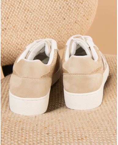 Baskets étoile dorée