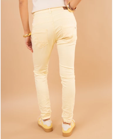 Jean boyfriend couleur