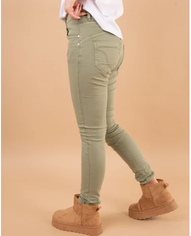 Jean boyfriend couleur