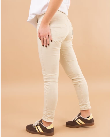 Jean boyfriend couleur