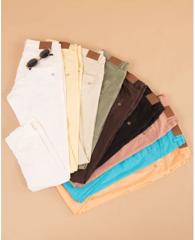 Jean boyfriend couleur