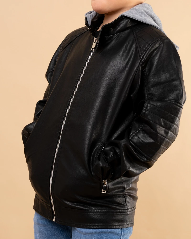 Veste simili