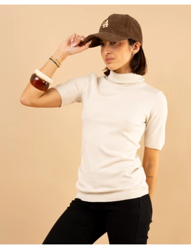Pull col roulé manches courtes
