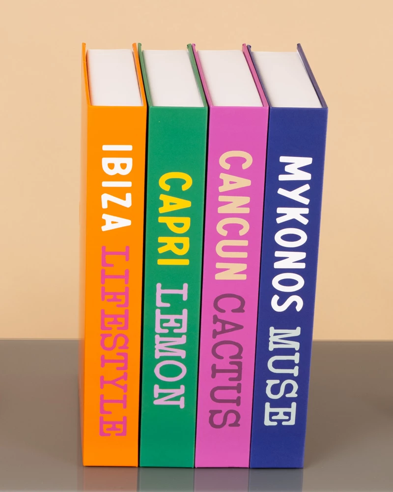 Livre décoratif
