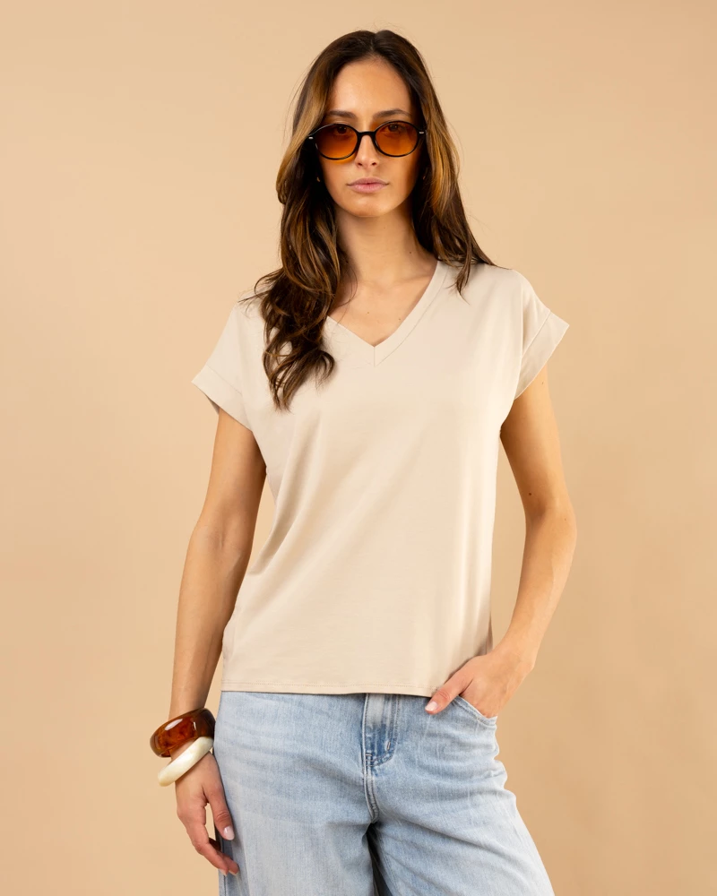 T-shirt col en v