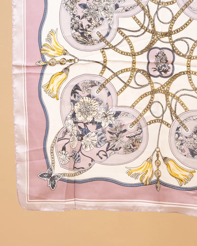 Foulard pompons