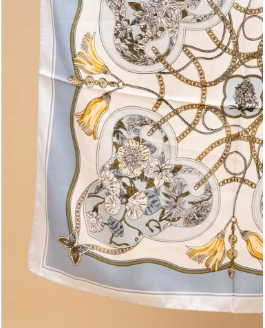 Foulard pompons