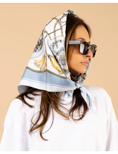 Foulard pompons