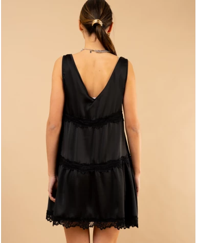 Robe dentelle