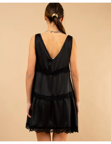 Robe dentelle