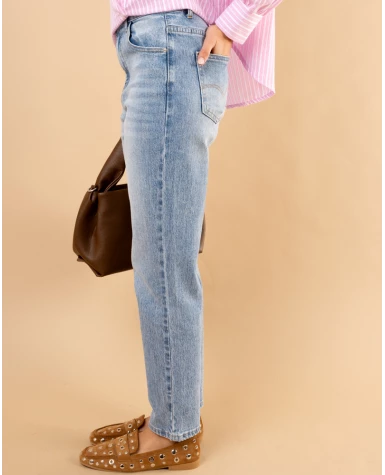 Jean mom