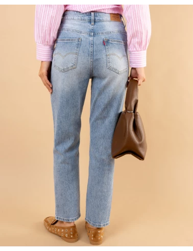 Jean mom