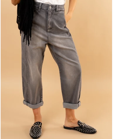 Slouchy