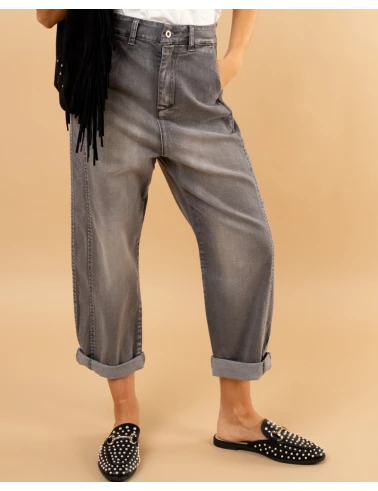 Slouchy