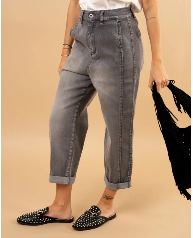 Slouchy