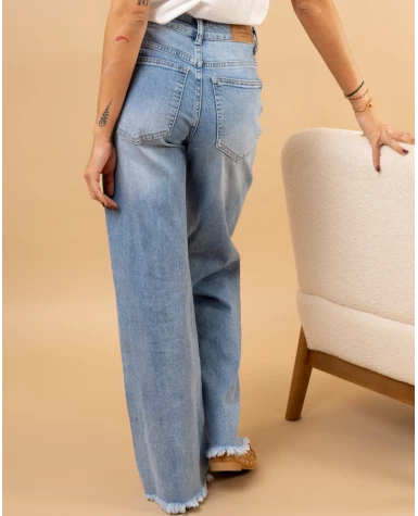 Jean large dirty