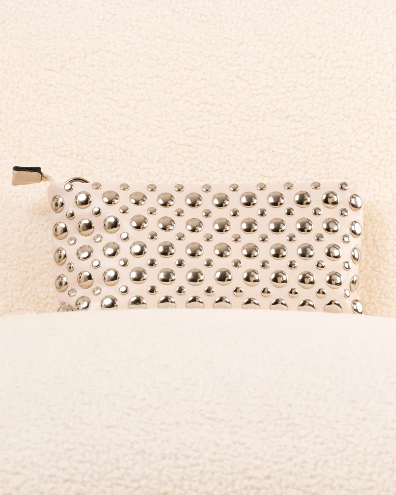 Pochette clous