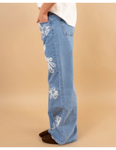 Jean fleurs brodées