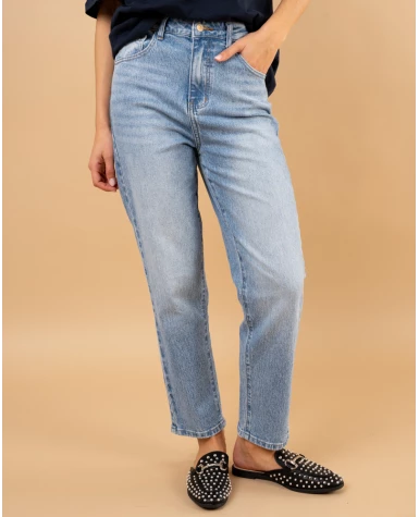 Jean mom
