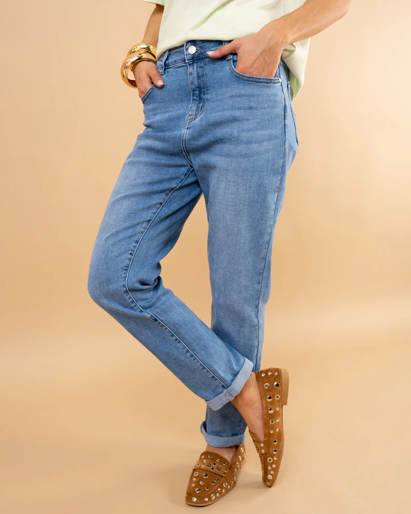 Jean Mom