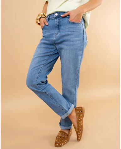 Jean Mom