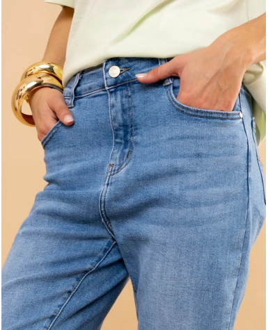 Jean Mom