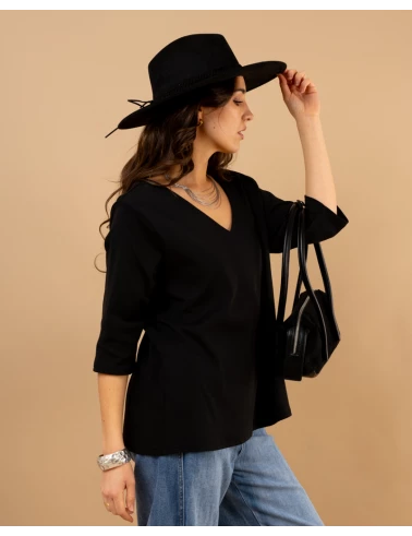 T-Shirt V