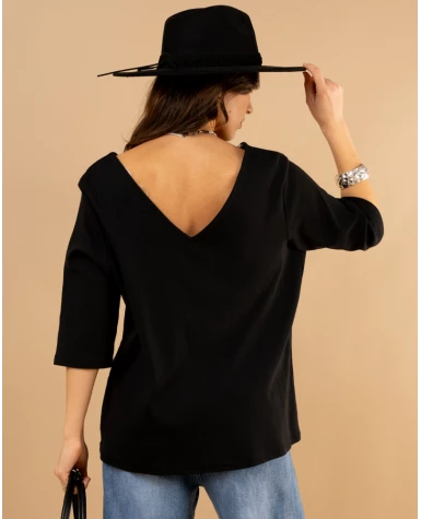 T-Shirt V