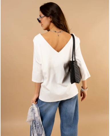 T-Shirt V