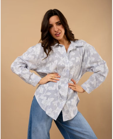 Chemise fleurs brodées