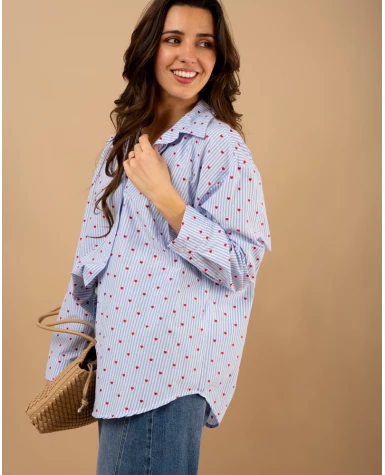 Chemise coeurs brodés