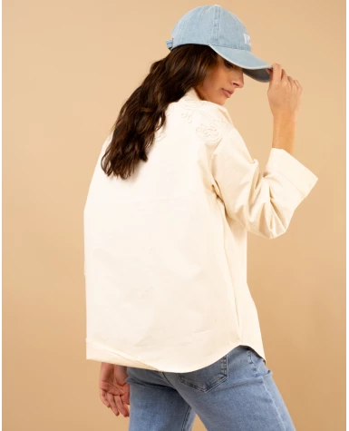 Chemise brodée