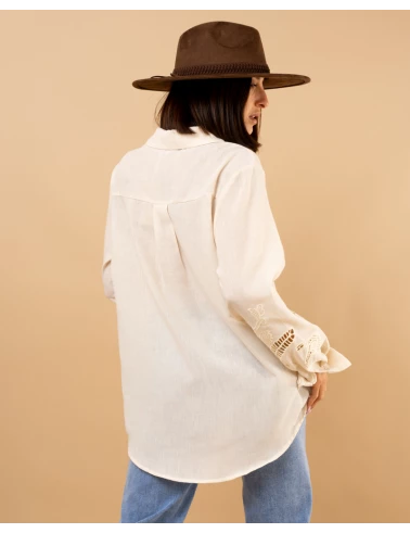 Chemise broderies