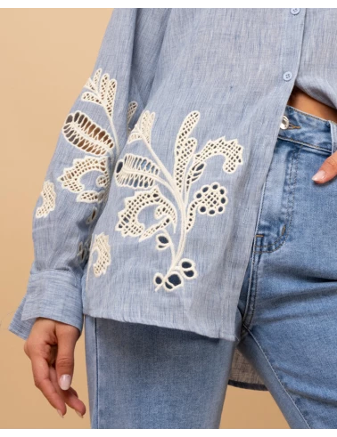 Chemise broderies