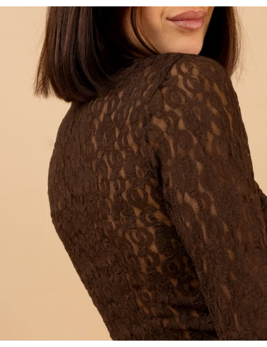 Top v dentelle