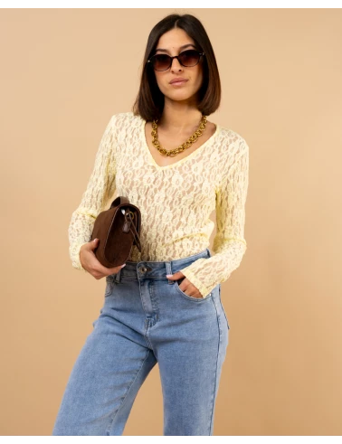 Top v dentelle