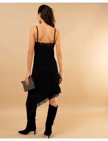 Robe longue dentelle