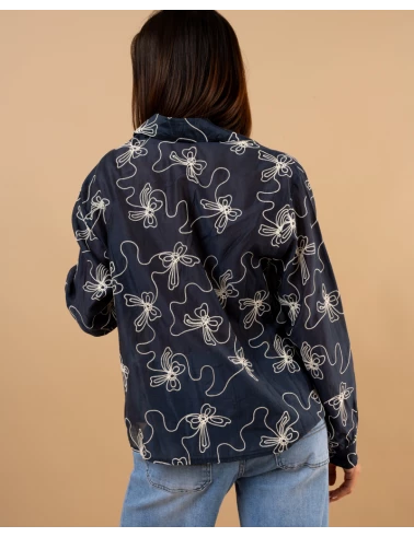 Chemise brodée