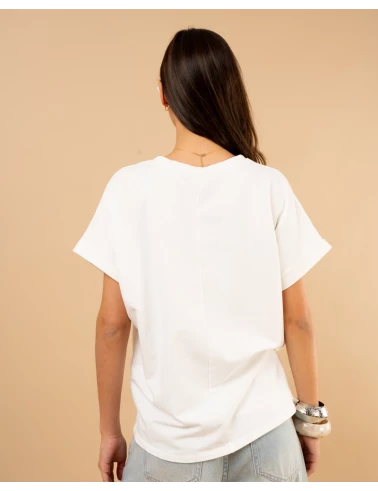 T-shirt love more