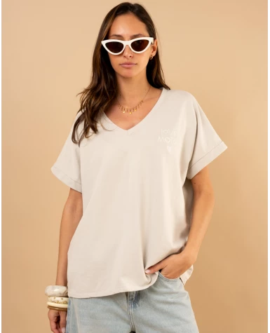 T-shirt love more