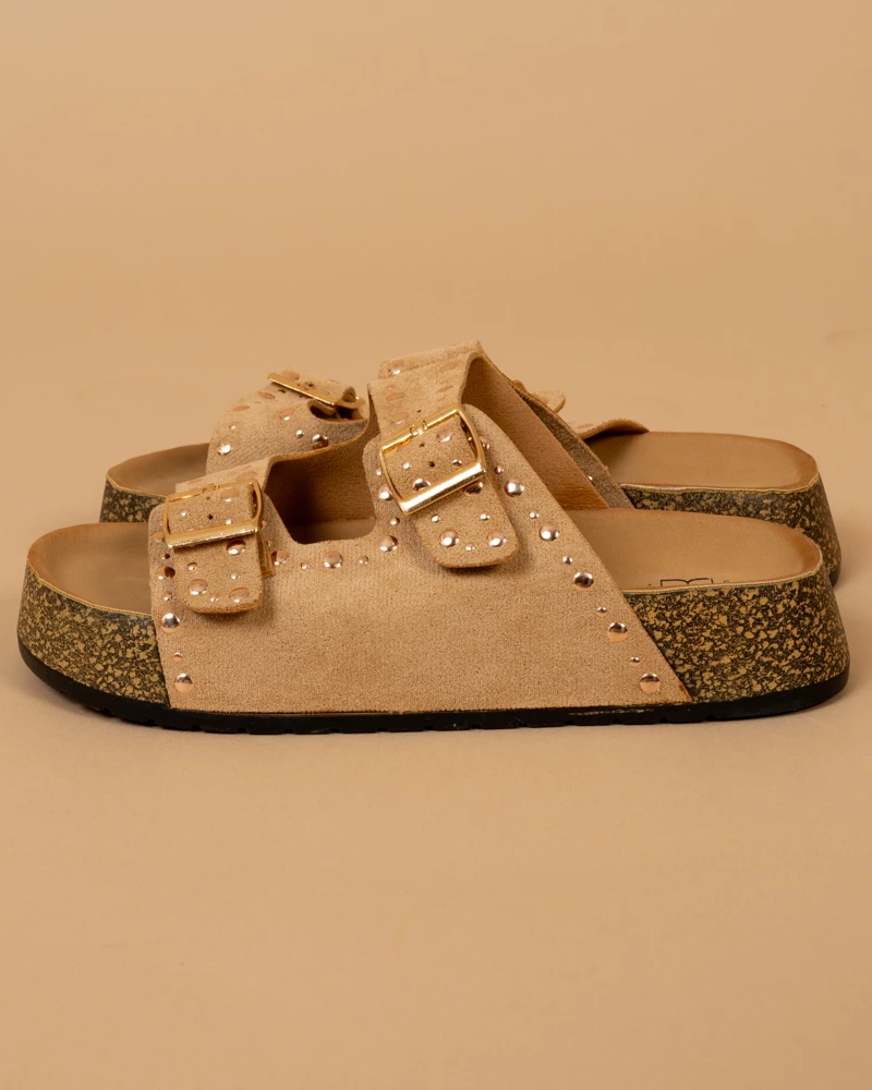 Mules clous