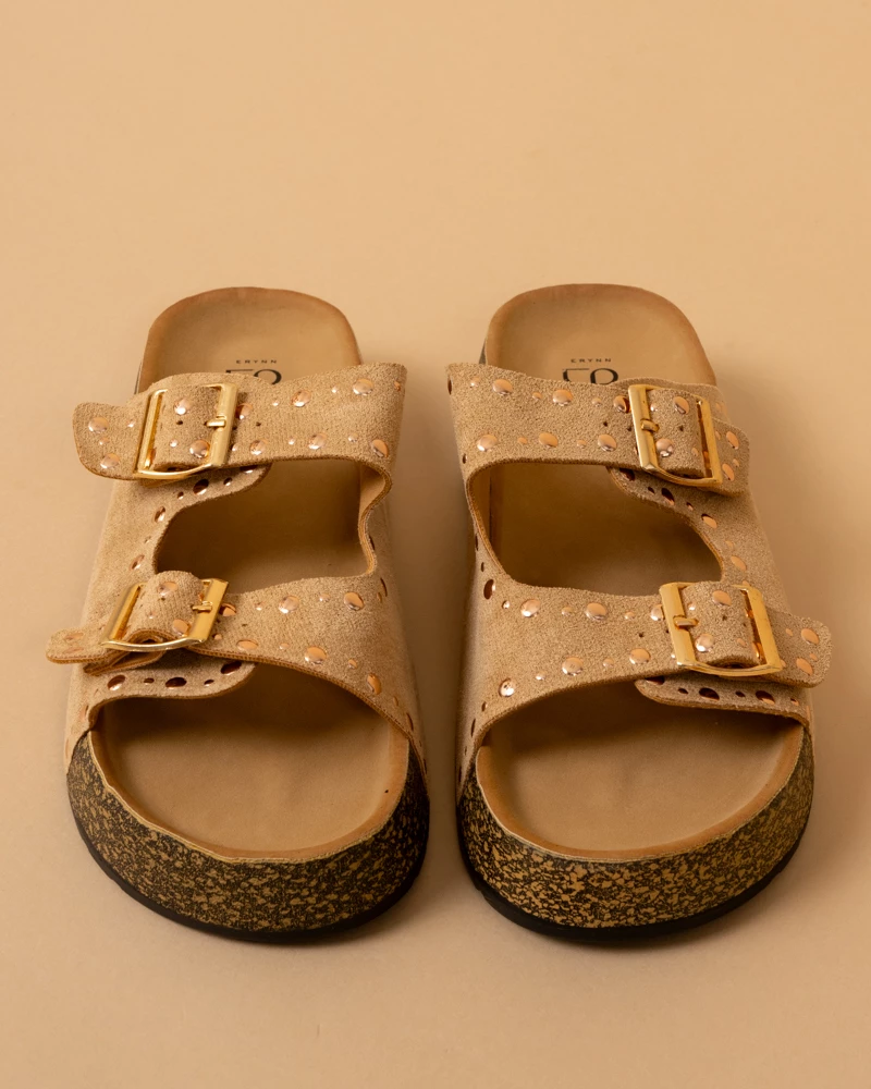 Mules clous