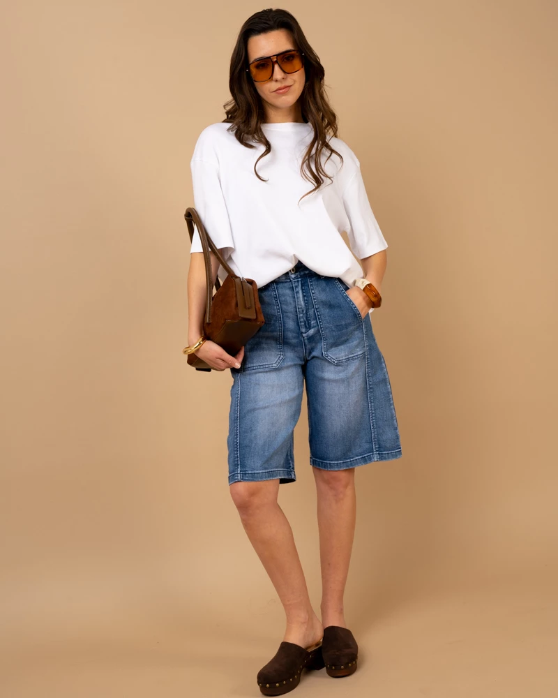 Bermuda jean coutures