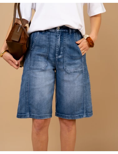 Bermuda jean coutures
