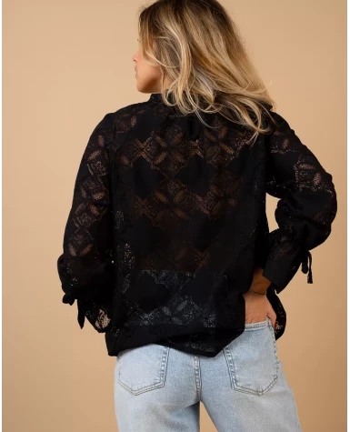 Blouse manches lacets